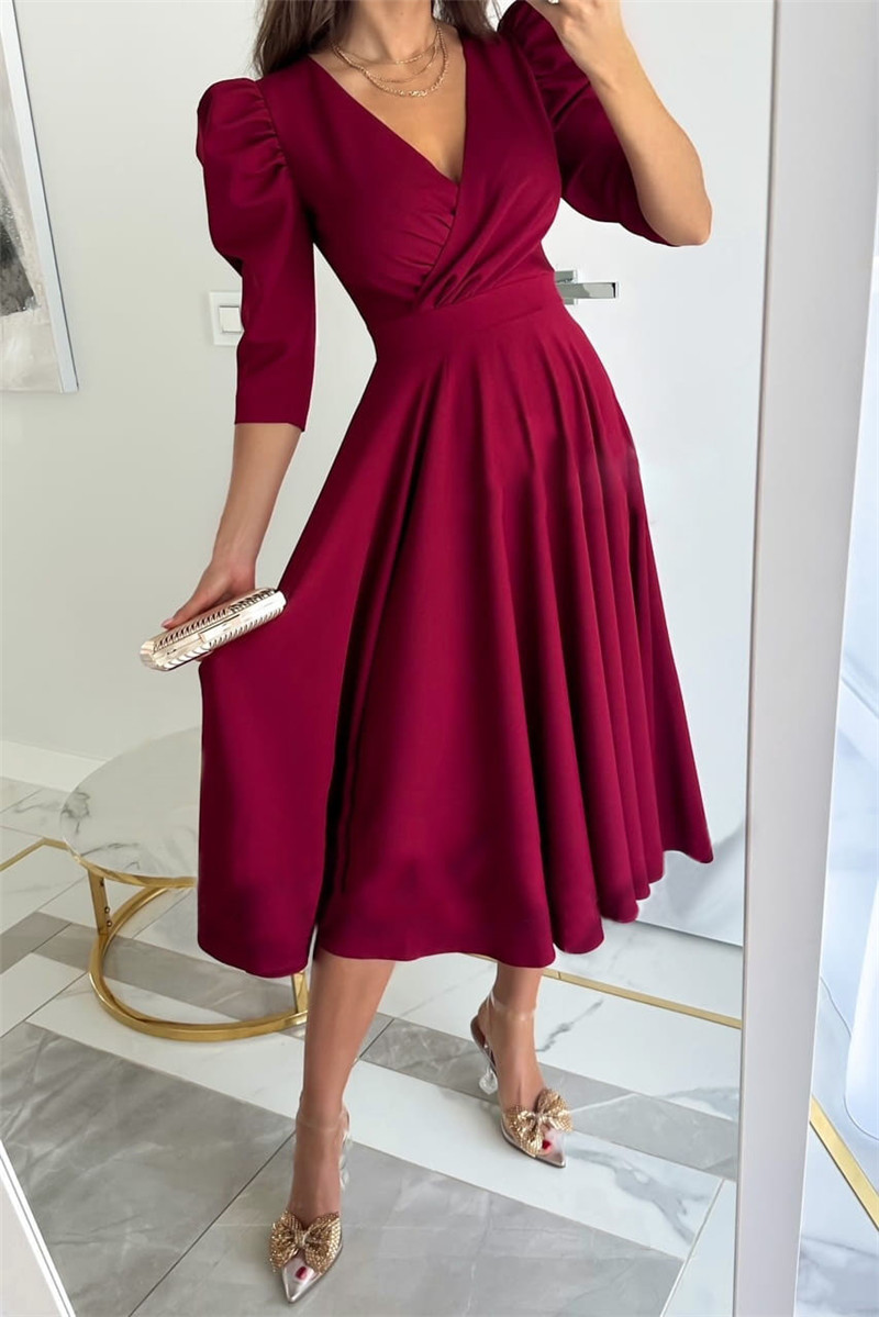 Wholesale Women's Casual Elegant Pleated Solid Color Holiday Daily V Neck 3/4 Length Sleeve Sheath Dress display picture 2