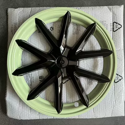 18 inch models with hub Hub cover - 18-inch-sports-avocado-green-4