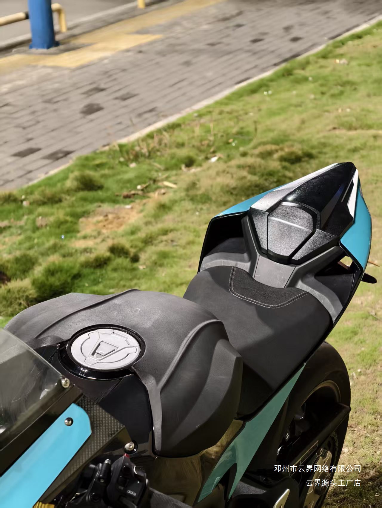 Suitable for Zhang Xue 500Rr Rear Hump Racing Tail Decoration Cover, Airflow Racing Windshield, Wind Deflector