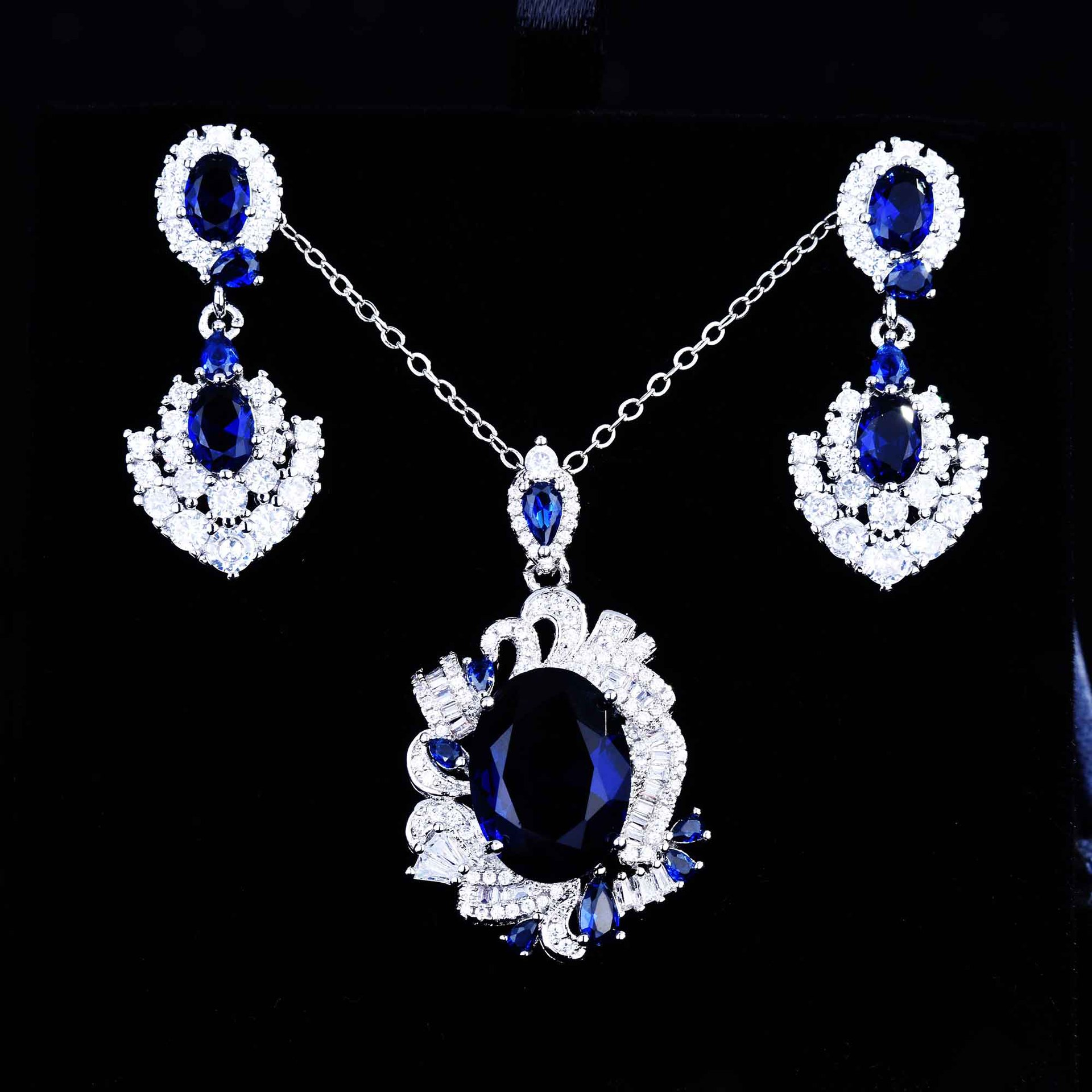Couture Schmuck Design Royal Saphir Set Nachahmung natrlicher Tansanit Farbe Schatz Ohrringe Anhnger Halskette Damenpicture1