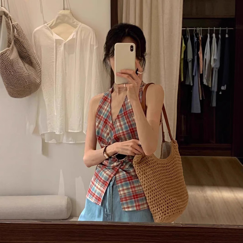 Korean Style Plaid Kink Sleeveless Neck Vest Women's 2025 Summer New All-match V-neck Tight Waist Top