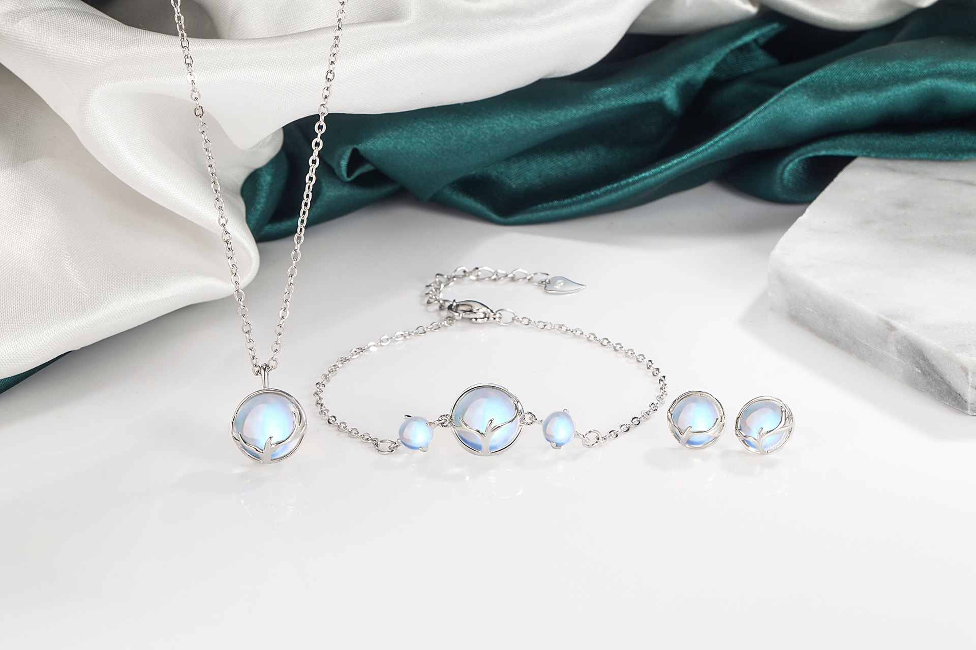 Jewelry Set Image 11