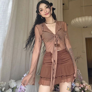 Hot Girl Long-Sleeved T-Shirt Women's New Outer Wear V Neck See-Through Straps Exposed Navel Slimming Look Cardigan Bell-Sleeved Short Top