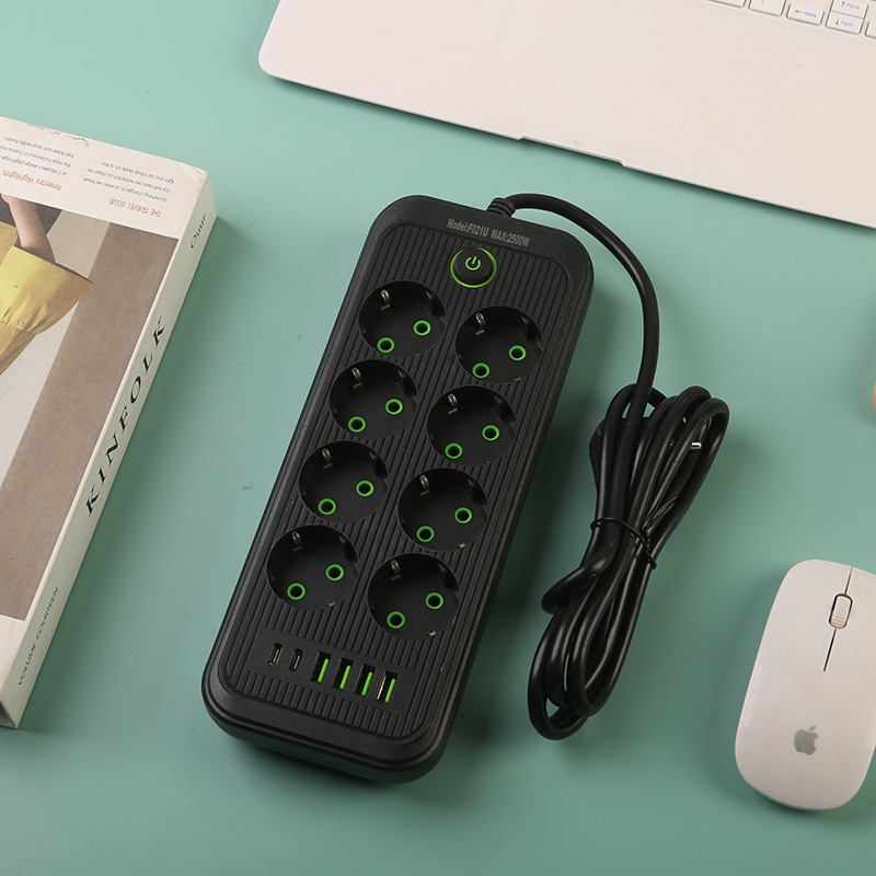 Caja de interfaz europea 4USB + 2Type-c empaquetada con cáscara negra con cáscara blanca de comercio electrónico transfronterizo ruso