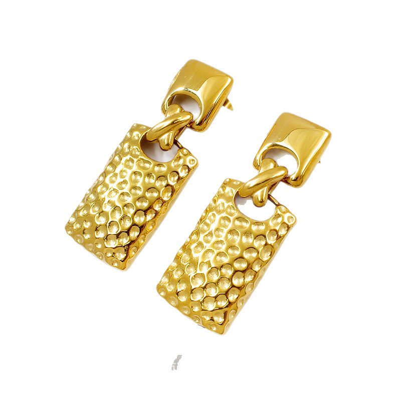 Venta caliente transfronteriza Pendientes de acero de titanio europeos y americanos, temperamento retro de la industria pesada, textura exagerada y pulida, pendientes personalizados, grandes