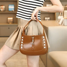 �羳���N��ŮʿҸ�°��߼���ܛ�������R�������s�ɳڸІμ�б���