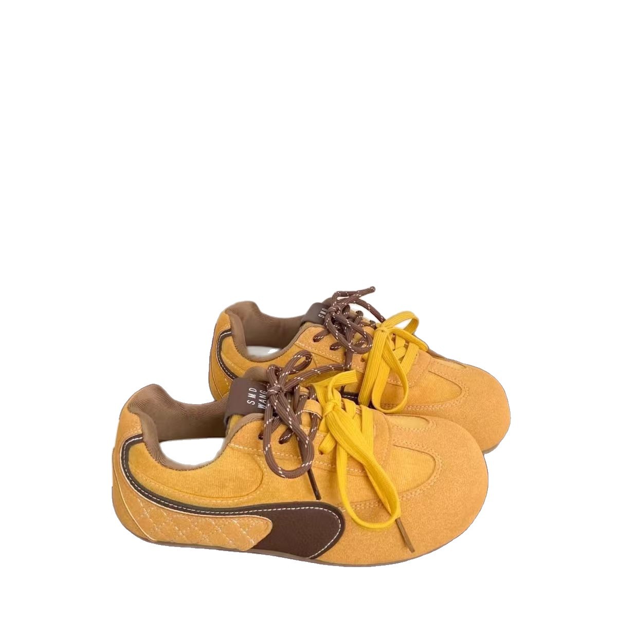 Coreano retro de entrenamiento pequeño zapatos blancos para mujeres primavera y otoño 2025 nuevo ligero versátil con suela gruesa aumentando la altura zapatos casuales para mujeres