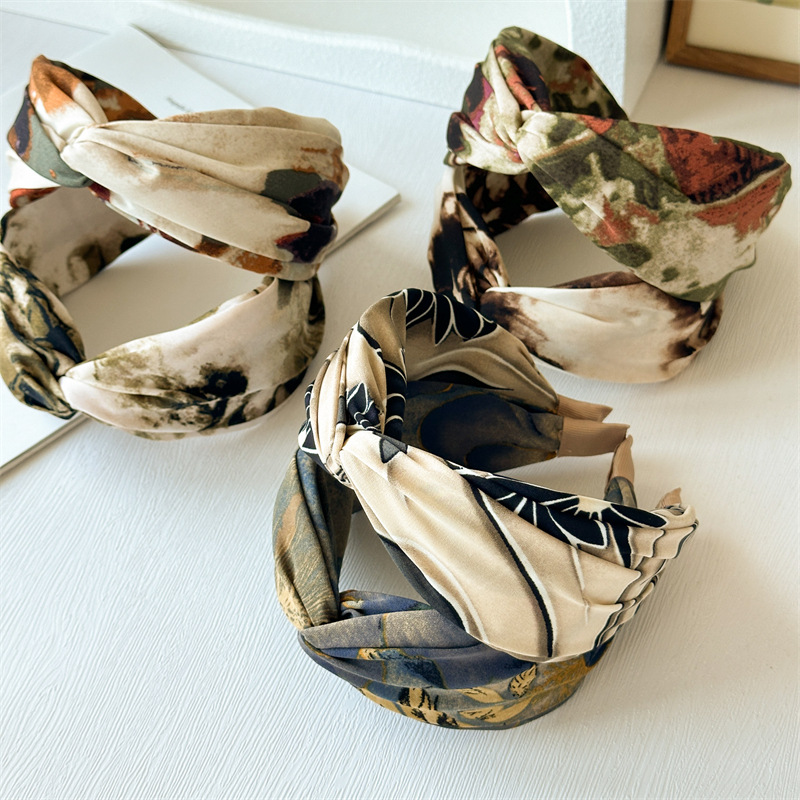 309g Weight Hair Band Hair Accessories Type 1 Piece Quantity Holiday, Daily Occasion Color Block Pattern Women's Gender Printing Design Simple Style, Classic Style Style New Printed Headband Tie-Dyed Vintage Oil Painting High Skull Top Cross Wide Version High Sense Headband Female Is Summer Updo 3