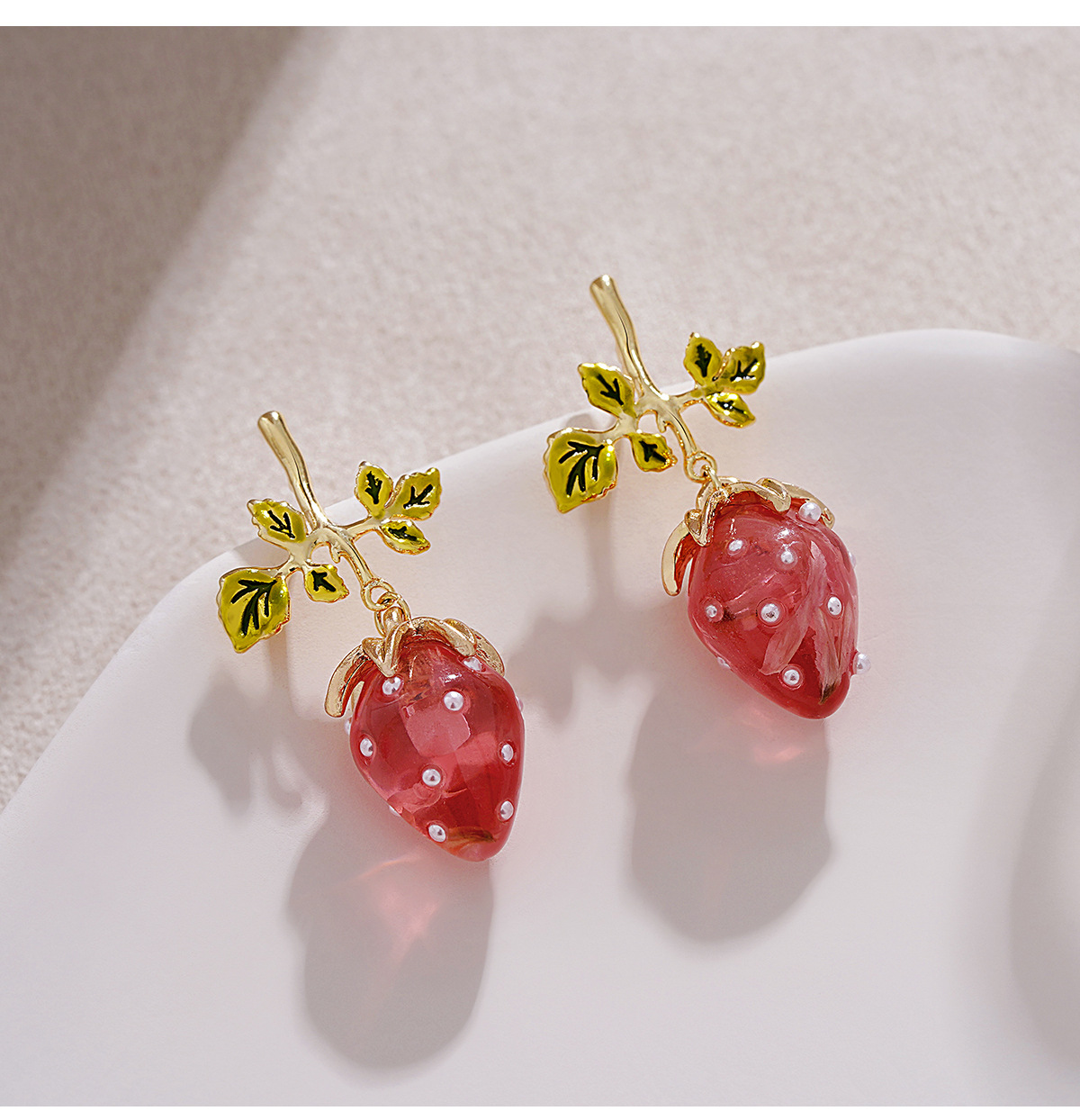 10g Weight Alloy Ear Needle Material Drop Earrings Classification 1 Pair Quantity Daily, Date Occasion Acrylic Material Strawberry Pattern Women's Gender Sweet Style 1 Pair Sweet Strawberry Arylic Drop Earrings 8