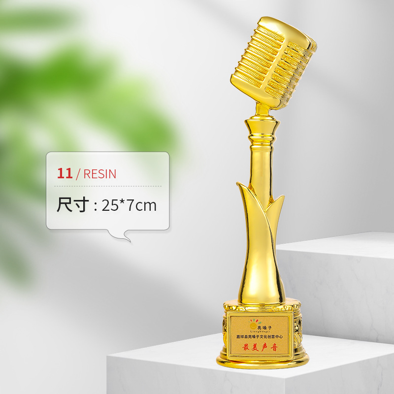 Un trofeo de resina evento de danza creativo oro plata bronce pentagramas estrella corona reunión anual del personal concesión de premios