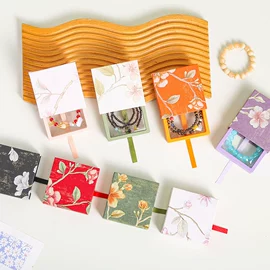 首饰包装;其他礼品包装;纸袋