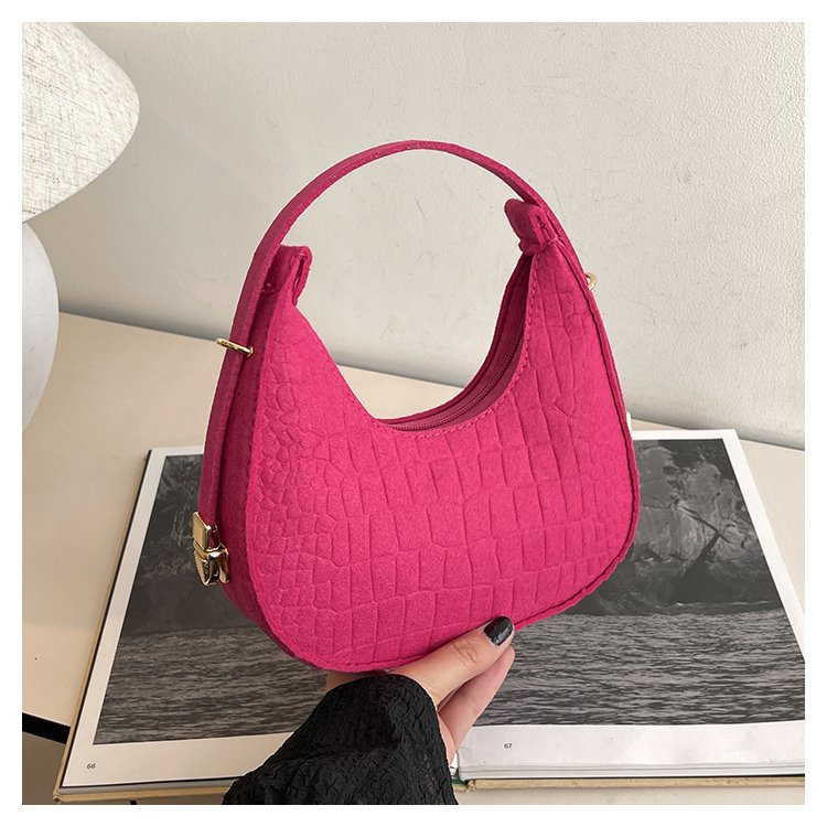 198g Weight Nylon Lining Material Sewing Thread Fashion Element Zipper Closure Type Single Shoulder Strap Strap Type Handbag Bags Type Holiday, Daily Occasion Polyester Material Solid Color Pattern All Seasons Season Women's Gender Classic Style, Streetwear Style Square Shape Medium Size Women's Medium Polyester Solid Color Classic Style Streetwear Sewing Thread Square Zipper Handbag 17