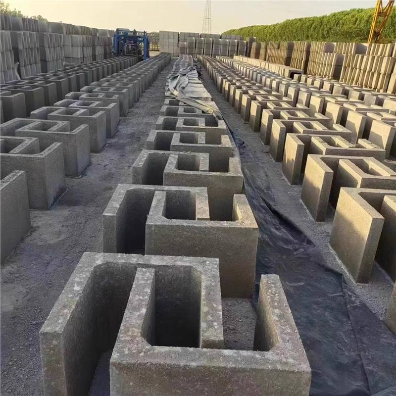 浙江丽水排水沟u型槽水泥导水槽成品水沟水泥沟混凝土水沟庭院下