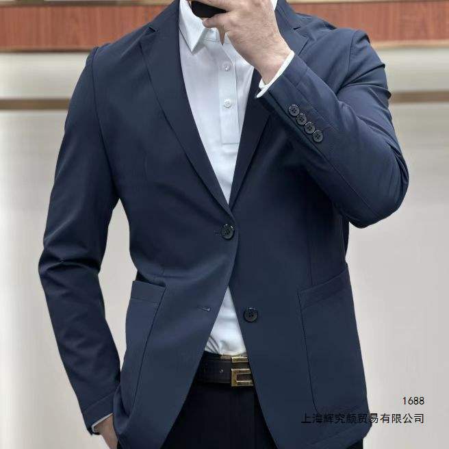 New casual men's summer suit, wrinkle-resistant, non-iron jacket, lightweight, stylish, suitable for commuting and business New casual men's summer suit, wrinkle-resistant, non-iron jacket, lightweight, stylish, suitable for commuting and business