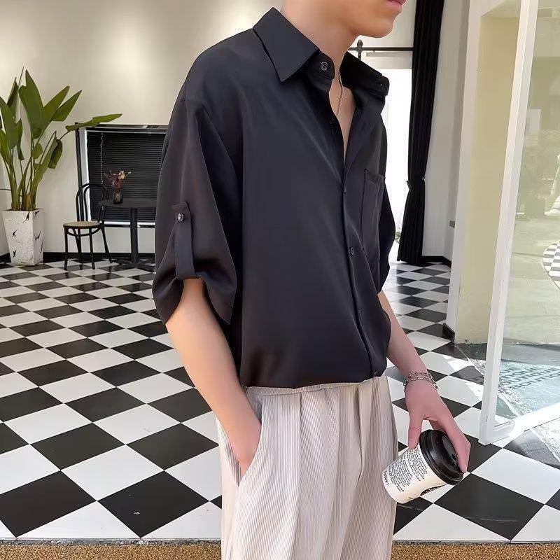 검은색