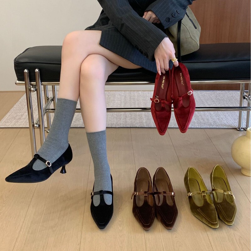 5cm Height Increase ~ French Style Commuting Pointed Toe Work High Heels for Women, Spring and Autumn Vintage Mustard Yellow Non-Bulky Single Shoes