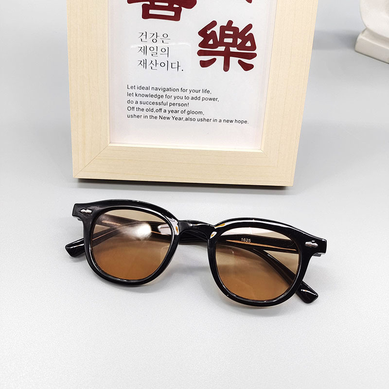 Fashion Style New Black Frame Transparent Color Children's Sunshade Sunglasses