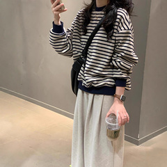复古条纹长袖圆领卫衣女秋装2025新款宽松设计感休闲毛衣针织上衣