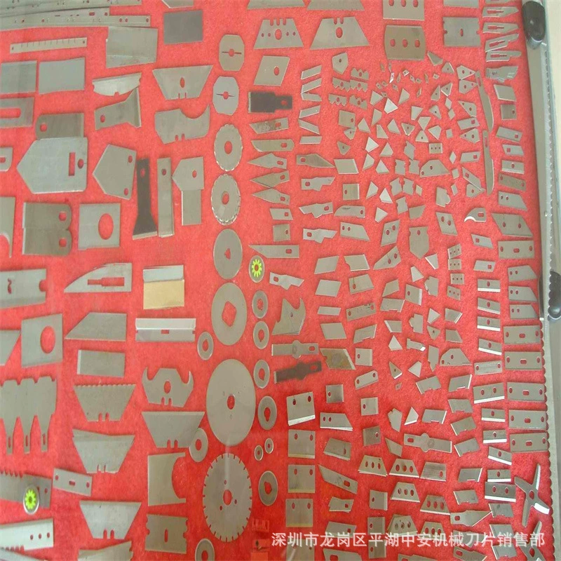 Завод специализируется на производстве и поставке из нержавеющей стали профилированного лезвия крови лезвия для резки пуповины лезвия сигары лезвия