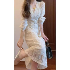 法式气质高级感蕾丝长袖连衣裙女25秋季温柔风修身显瘦收腰长裙子