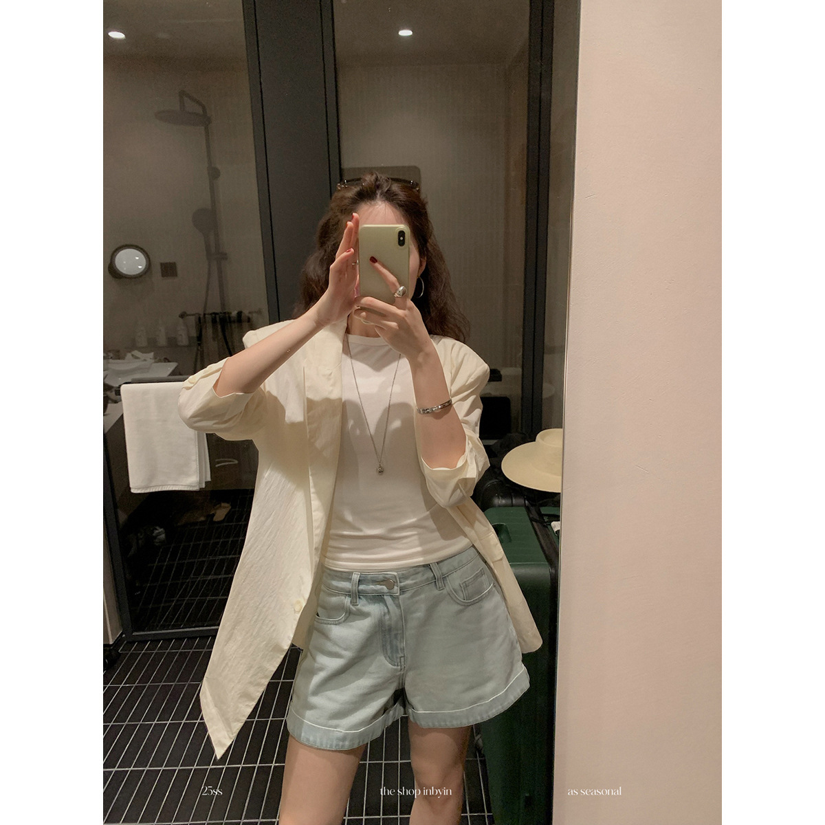易恩欧inbyin显瘦显高卷边高腰牛仔短裤子女装夏季防走光辣妹热裤