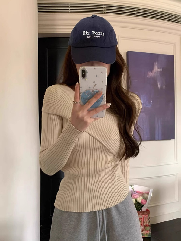 设计感灰紫色交叉V领针织打底衫女秋季锁骨修身显瘦毛衣露肩上衣|undefined