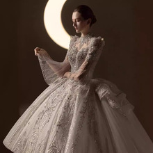 法式长袖白色婚纱2024新款新娘宫廷风高级质感重工奢华大拖尾主纱