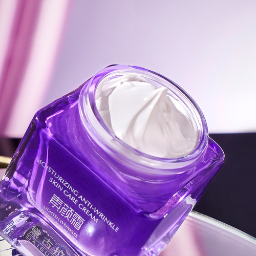 Daguila Hydrating Brightening Wrinkle-Fighting Airy Base Makeup Manufacturer Direct Sale