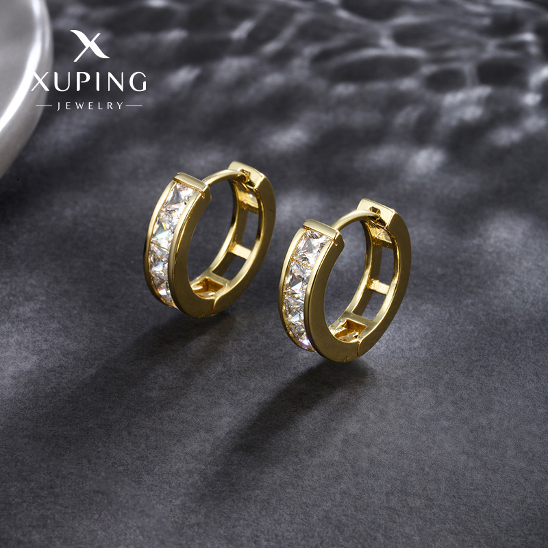 Xuping Europa y los Estados Unidos moda transfronteriza cuadrada zircon aretes geométricos aretes ligeros de lujo aretes de alta calidad personalizados para mujeres
