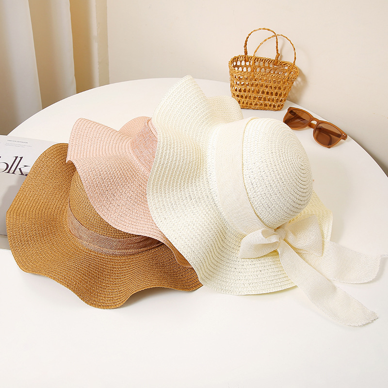 2025 Sombrero de playa Sombrero de paja de ala grande Sombrero de playa de protección solar de vacaciones de verano para mujer Sombrero de sol Sombrero de paja Sombrero de lazo