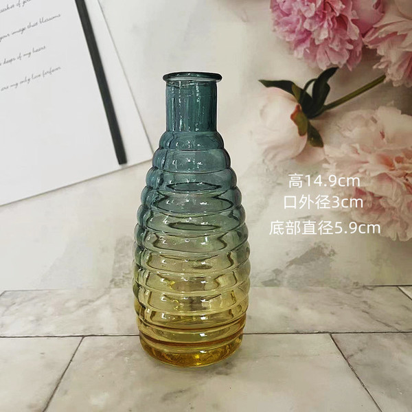 Retro light luxury relief transparent French mini glass vase living…