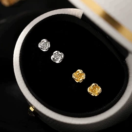 耳线;项链;耳钉