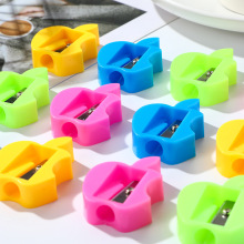 单孔塑料苹果卷笔刀苹果造型跨境卷笔刀小学生文具开学季礼品奖品