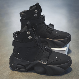 Fashion and Comfortable Cloud Foot Sense New Autumn Thick Sole Height Increasing Tooling Boots Vintage Rhubarb Boots Personalized Martin Boots Men