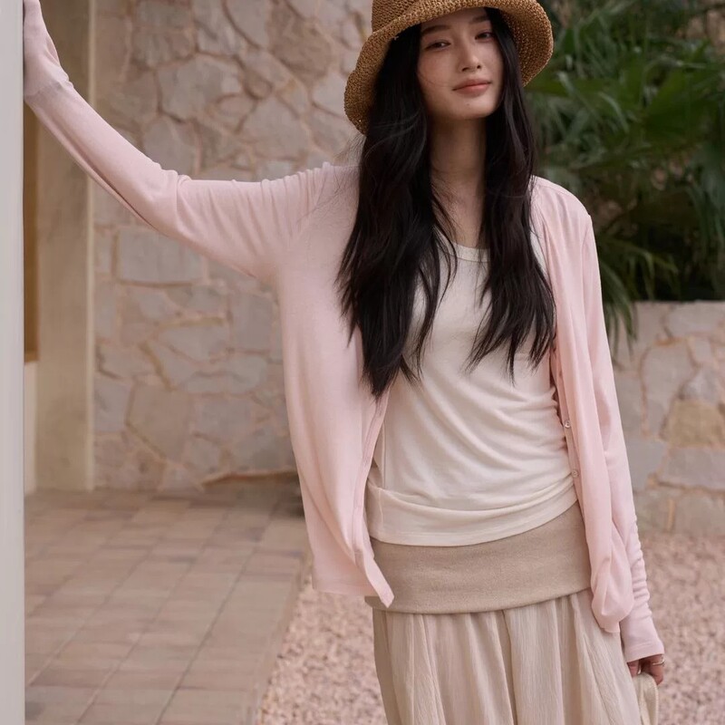 Spring and Summer Thin Knitted Cardigan for Women, V-Neck, Long-Sleeved, Solid Color Striped Outerwear, Soft and Skin-Friendly Air-Conditioning Jacket
