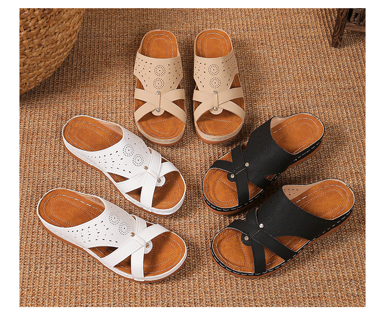 Sandali zeppa donna con punta aperta e plateau traforati_voghion.com