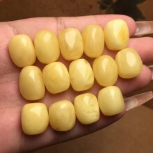 天然蜜蜡随型散珠蜡质浓郁鸡油黄文玩diy配饰配件可塘珠宝批发