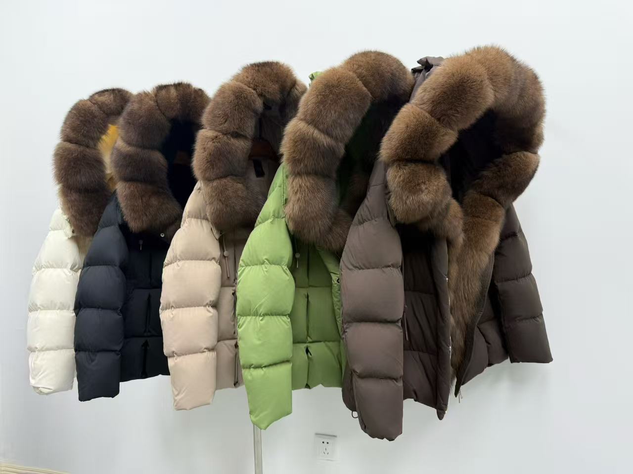 커피색