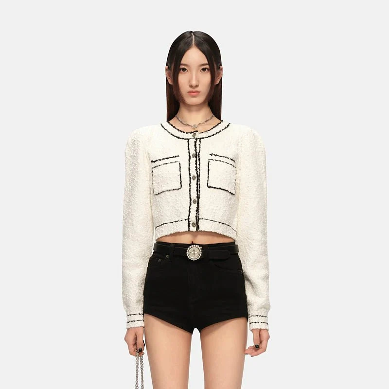 Фитингованный жакет, стиль Chanel