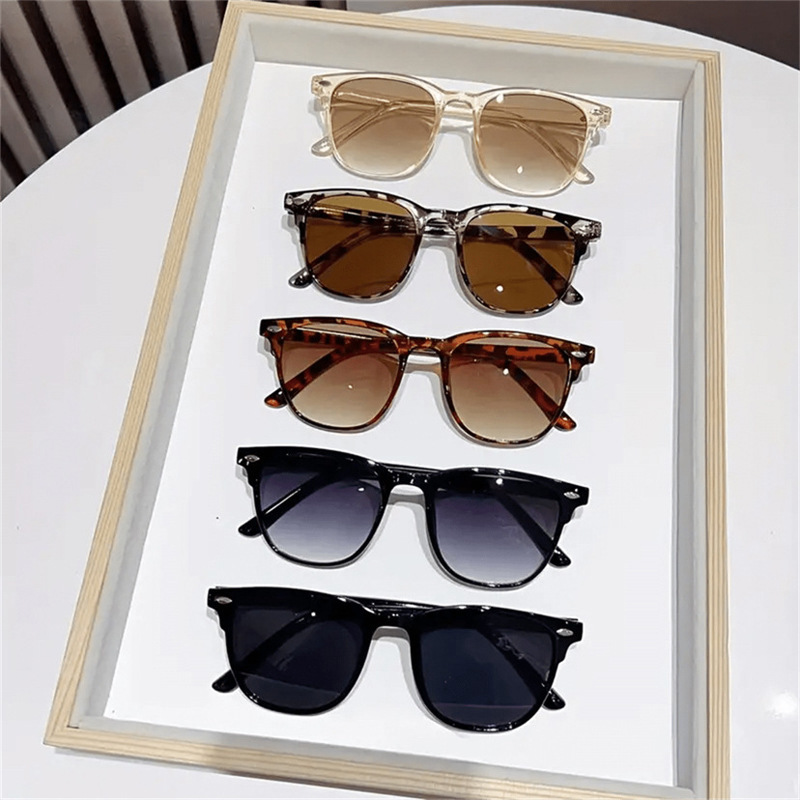 fashionable retro universal trend women's sunglasses