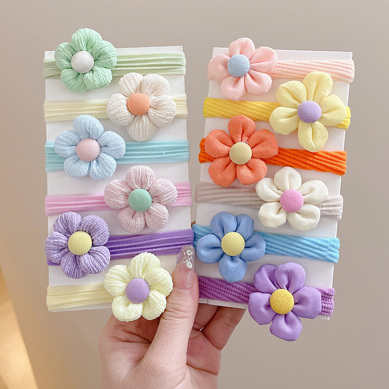 Juego de 12 piezas de flores de tela de color caramelo