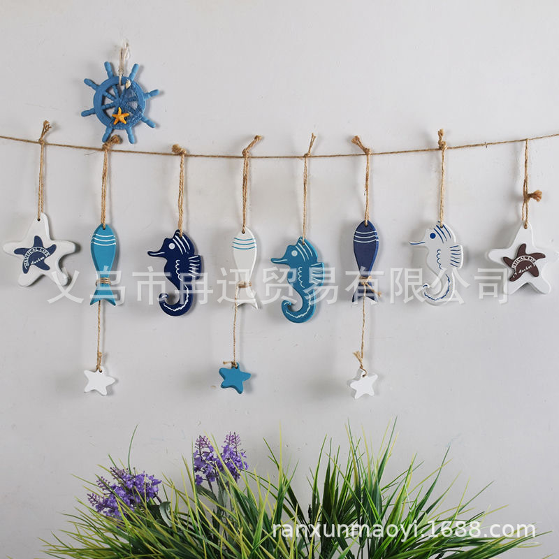 Wooden pendant for home use