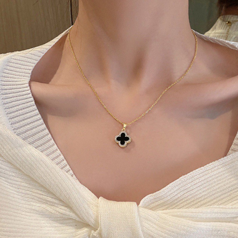 Gold chain black four leaf clover necklace # Xl088