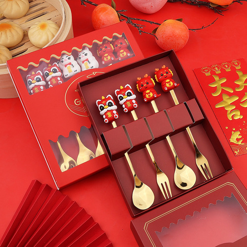 W Year of the Dragon Spring Festival spoon and fork set cartoon cute lucky cat spoon creative Christmas dessert spoon and fork gift