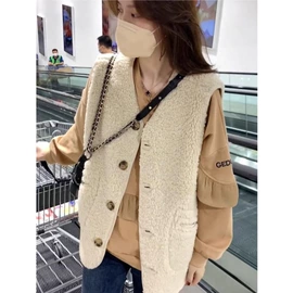 大码连衣裙;大码衬衫;大码牛仔裤