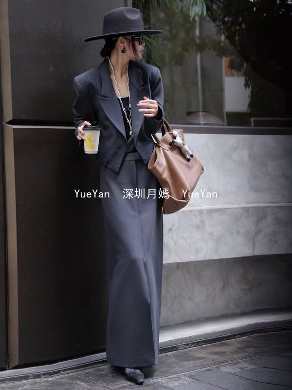 深圳南油女装秋季时尚翻领长袖上衣+开叉半裙两件套 穿出属于|undefined