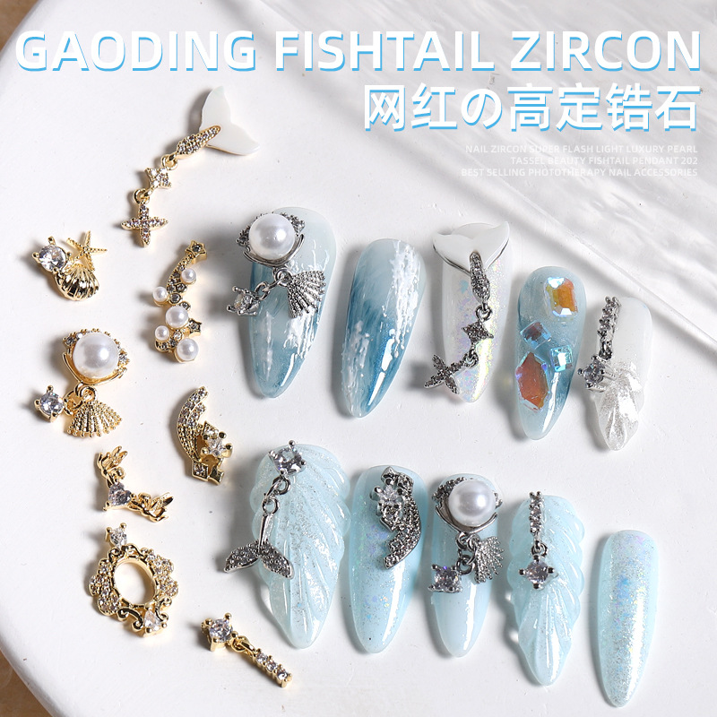 LZ mismo estilo uñas joyería circón Luz de lujo Super flash colgante perla sirena cola colgante lágrima colgante fototerapia decoración de uñas