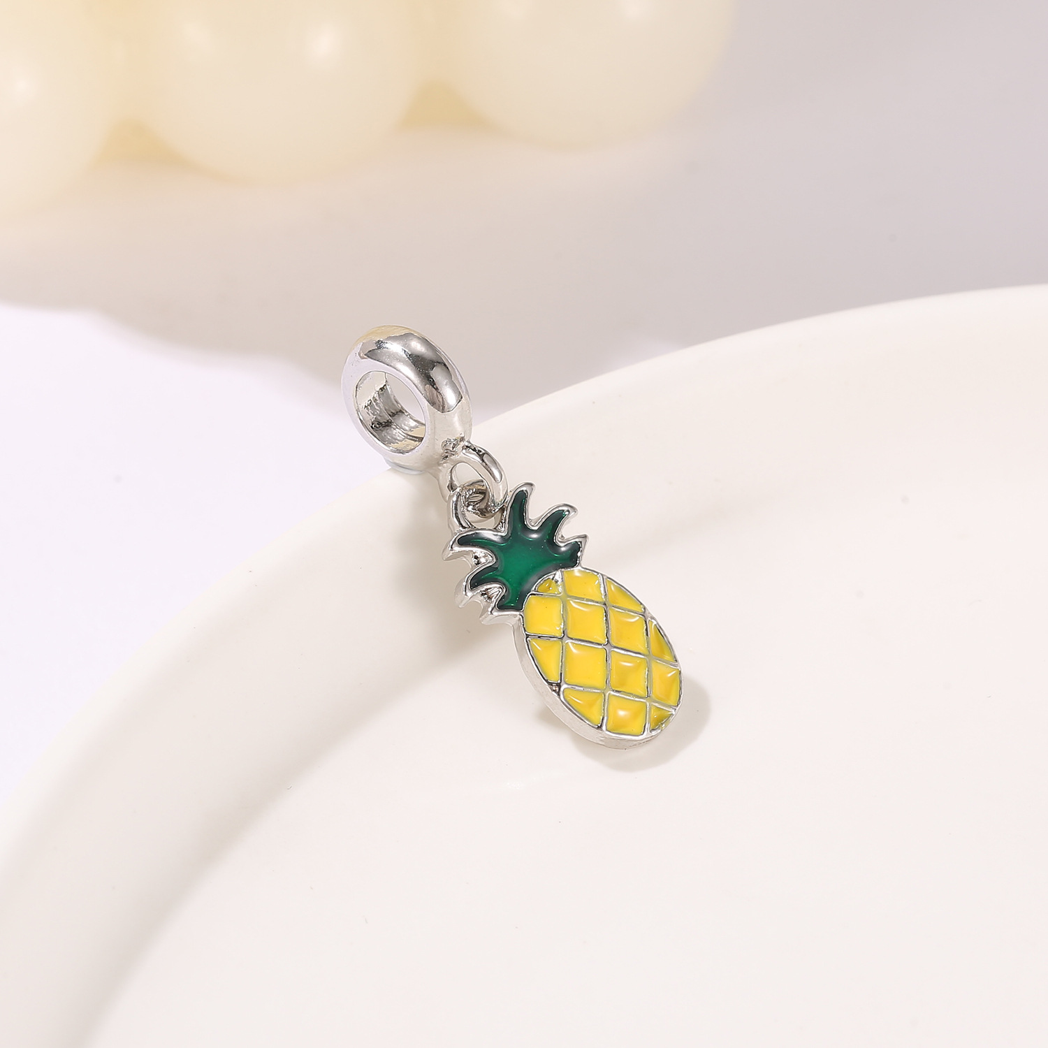 1 Piece Alloy Pineapple Pendant display picture 4