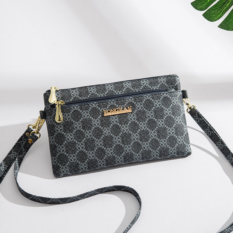 딥 사파이어 블루