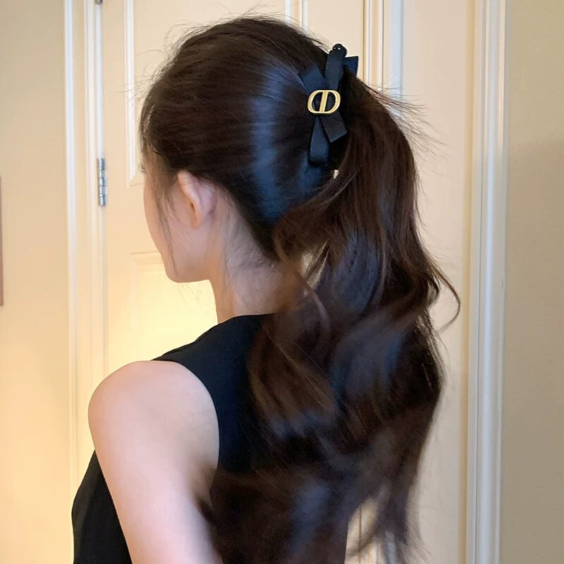 Korean Simple Pig Nose Letter Cd Black Bow Banana Clip Female Ponytail Vertical Clip Hairpin Headdress